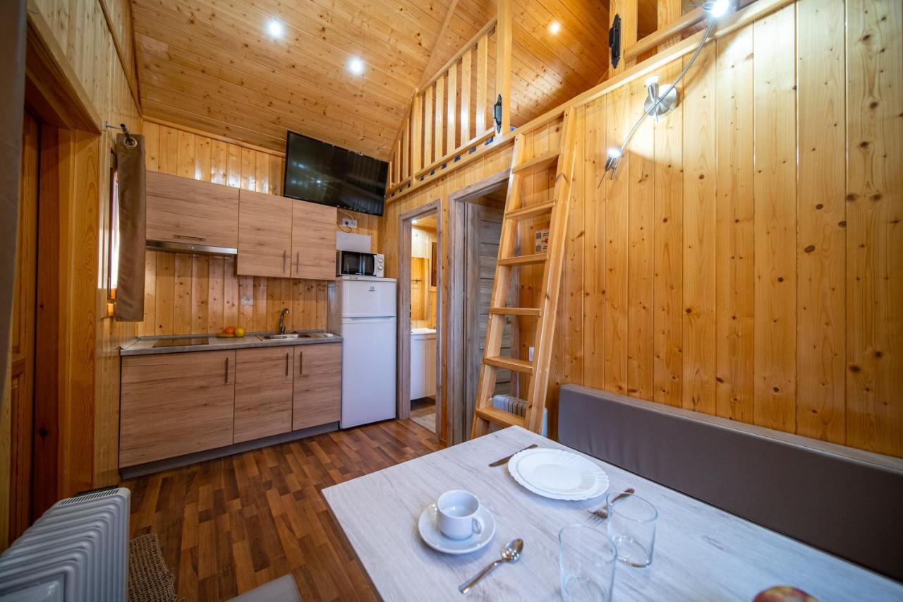 Camping Bungalow Serra De Prades Resort Vilanova de Prades Kültér fotó