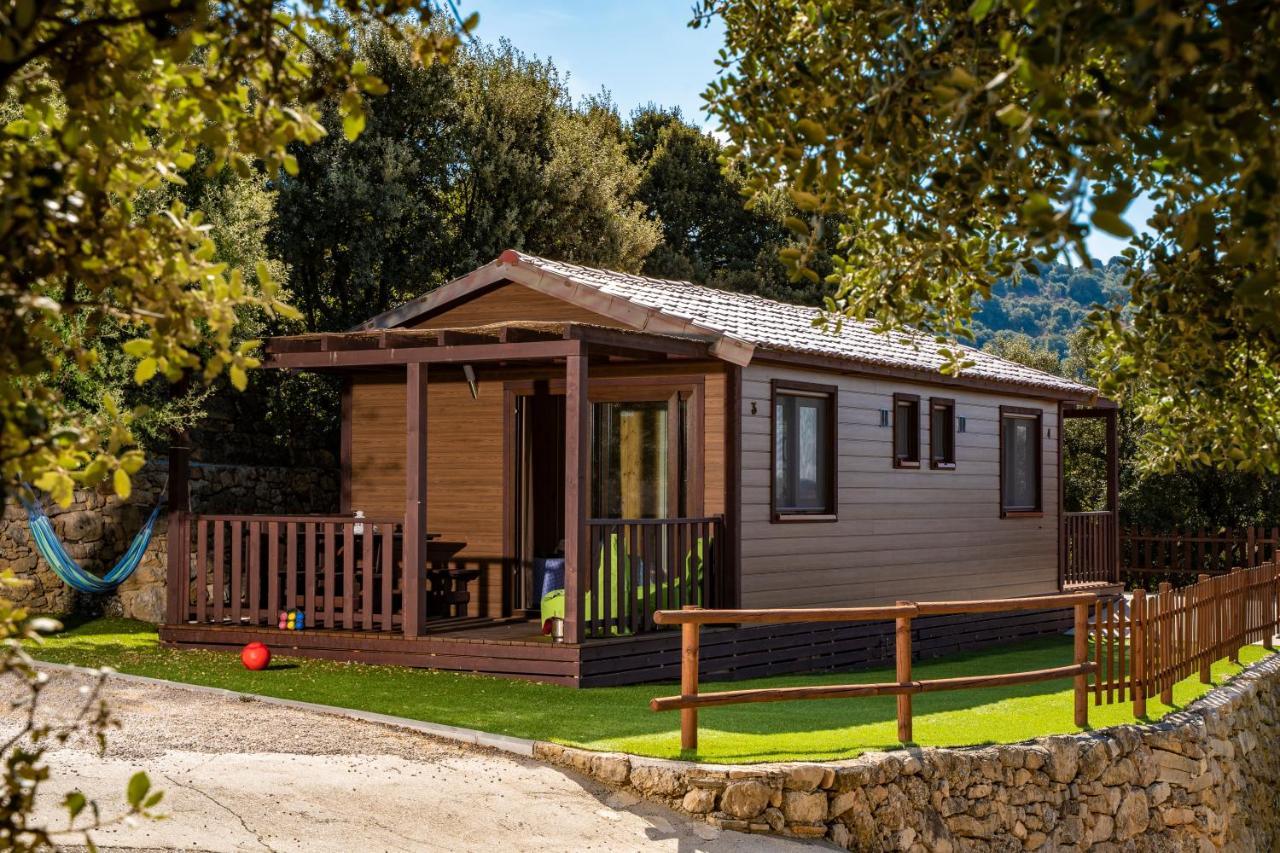 Camping Bungalow Serra De Prades Resort Vilanova de Prades Kültér fotó