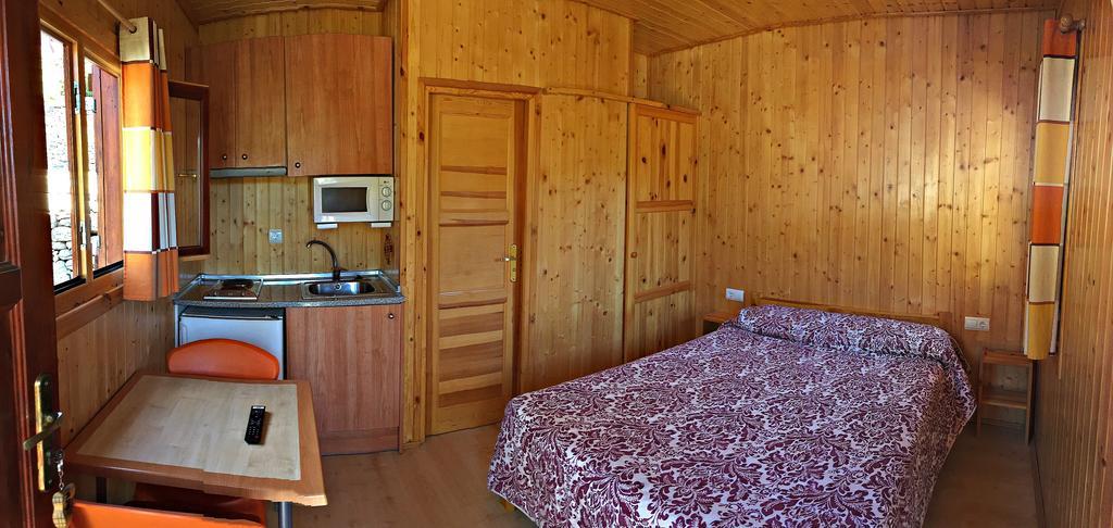 Camping Bungalow Serra De Prades Resort Vilanova de Prades Kültér fotó