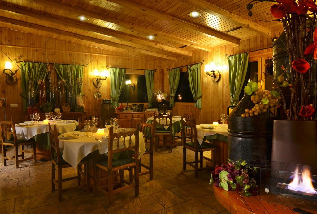 Camping Bungalow Serra De Prades Resort Vilanova de Prades Kültér fotó